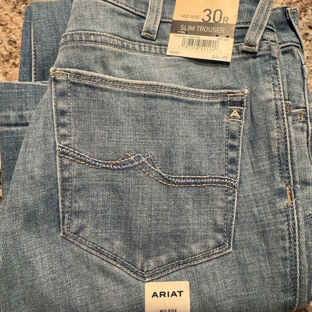 Ariat Women's Mid Rise Straight Leg Jeans - Light Blue